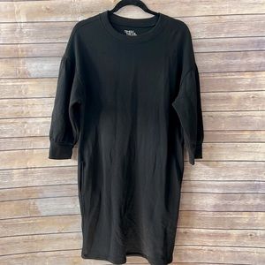 Time & Tru Black Bodycon Sweater Dress w\Pockets- Size M- Like New